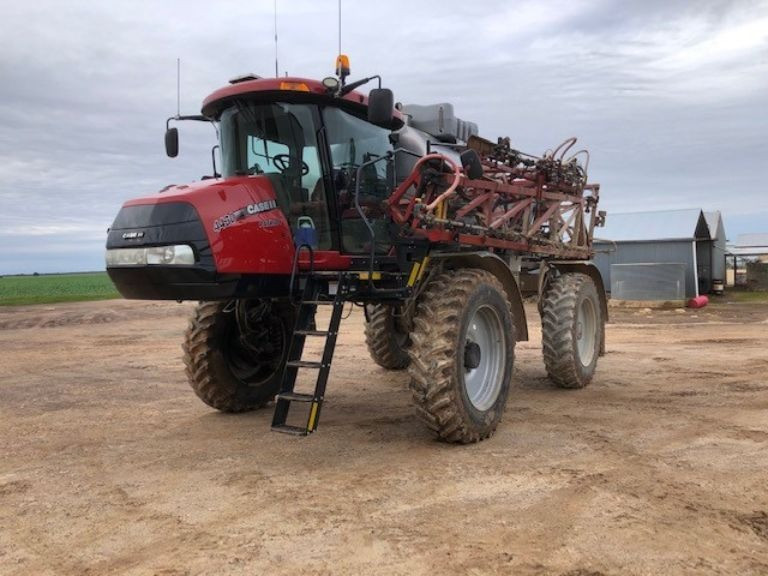 CASE IH Boom Spray