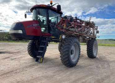 CASE IH Boom Spray