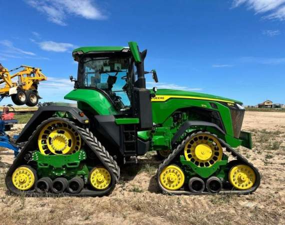 John Deere Tracked