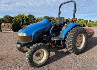 New Holland FWA/4WD