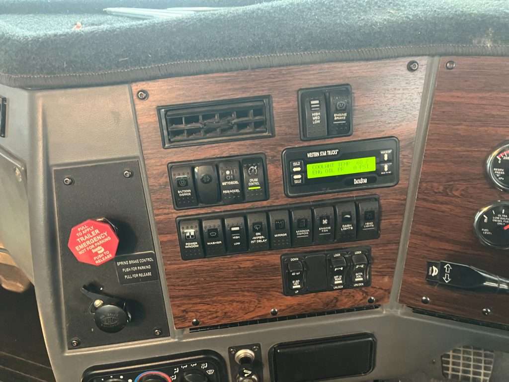 13826852.jpg